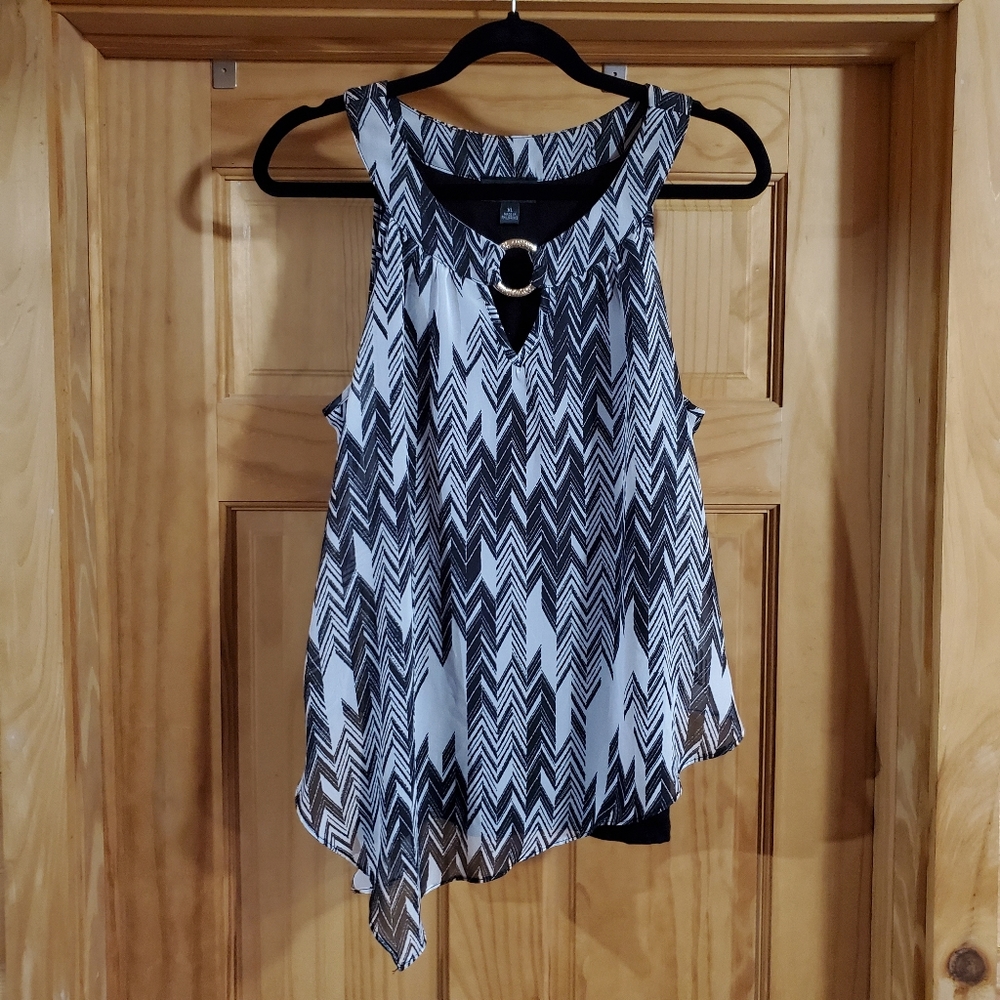 Asymmetrical tank top